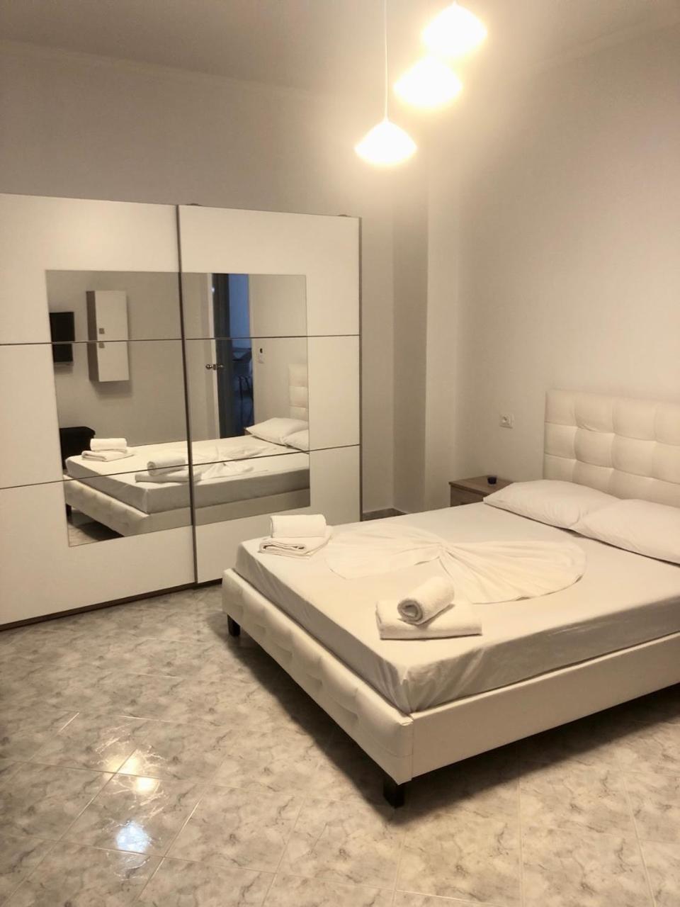 Comfy Blue Sarande 아파트 외부 사진